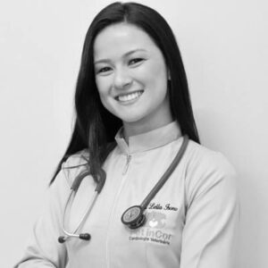 Leila Isono - Médica Veterinária