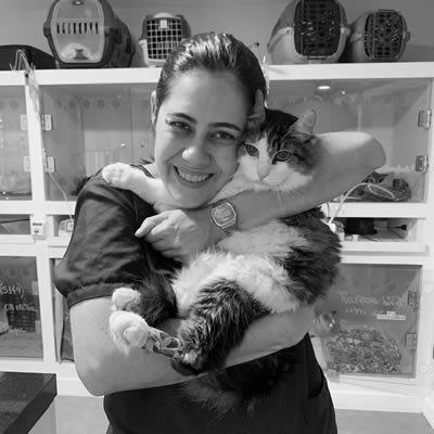 Rubiane Caroline Lopes de Souza - CRMV-PR 11089